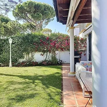 샬레 Townhouse For 7 People With Private Garden *