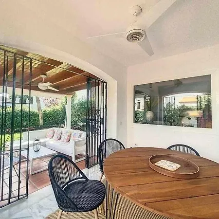 샬레 Townhouse For 7 People With Private Garden *